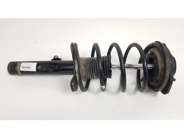 Передний амортизатор с пружиной