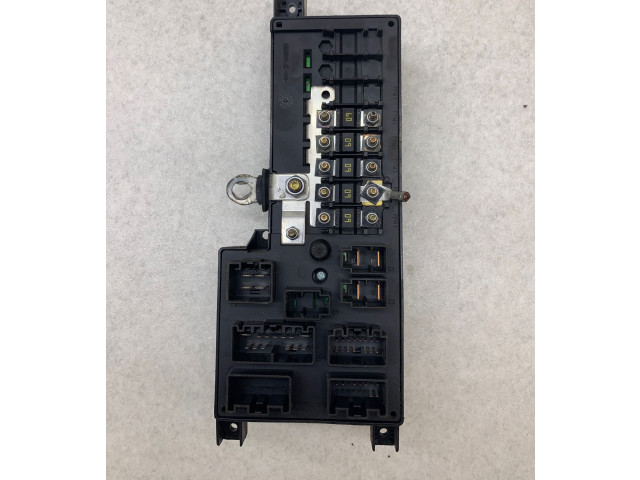 Блок предохранителей 8678449, 518787205 Volvo V70