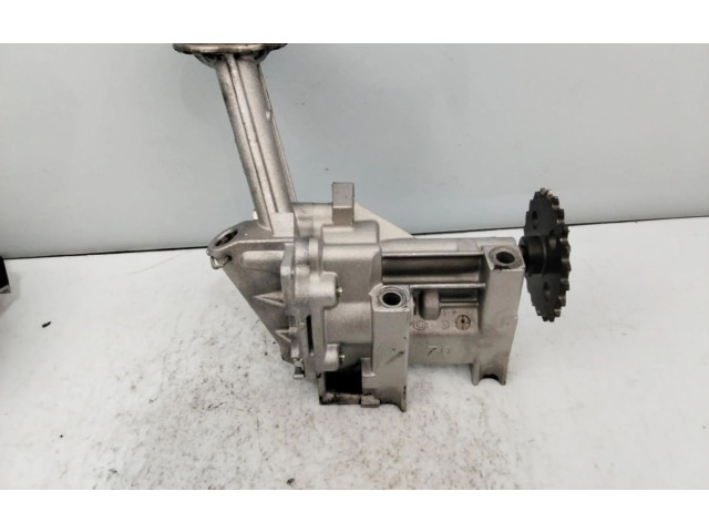 Масляный насос   8200307174  Renault Scenic II -  Grand scenic II 