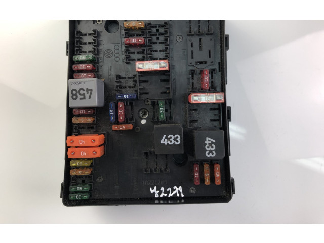   Pojistková skříňka L2K000087   Volkswagen Caddy 2013