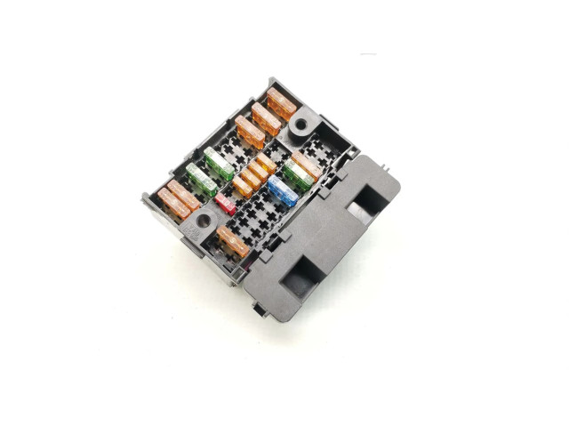 Pojistková skříňka 7H0907300A Volkswagen Golf SportWagen 2006