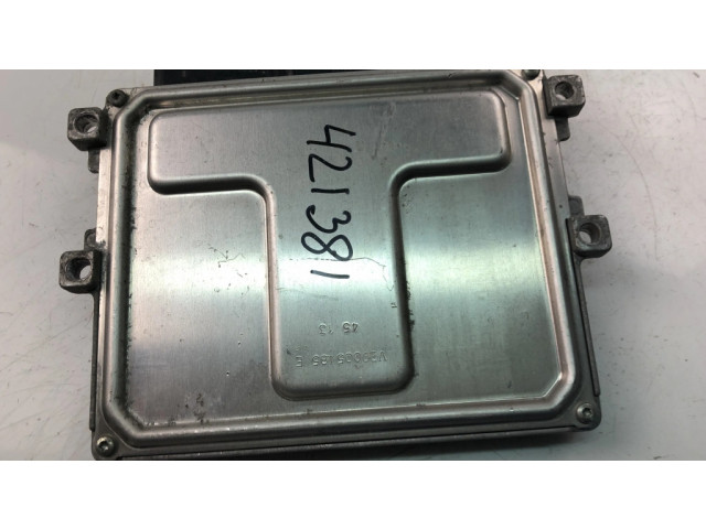 Řídící jednotka 237103368R Renault Captur 2015