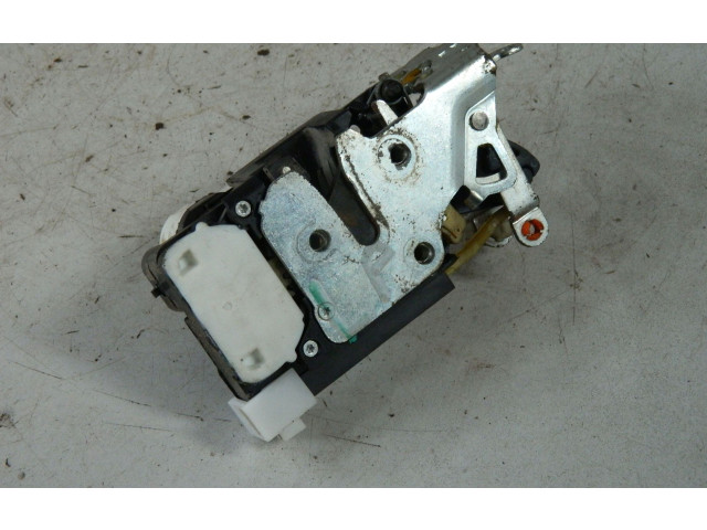 Замок багажника 33950 Peugeot 306 - года