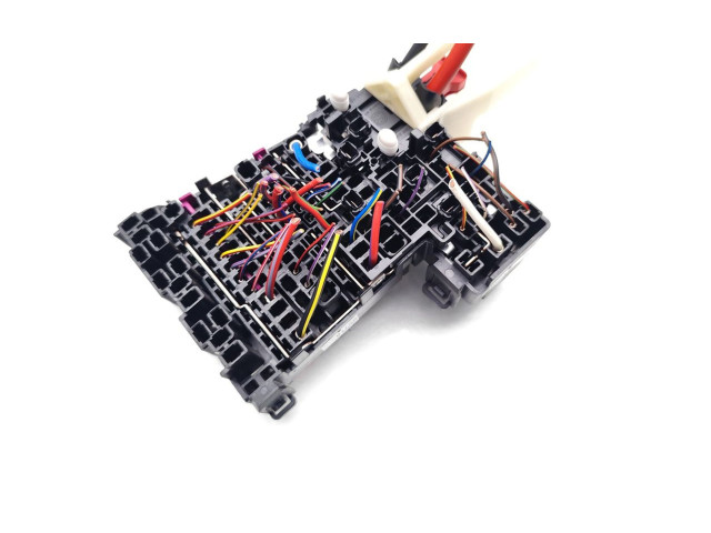 Блок предохранителей 5Q0937615C Audi A3 S3 8V