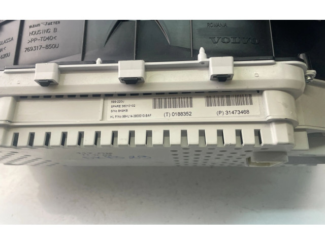 Панель приборов 31473468 Volvo V70