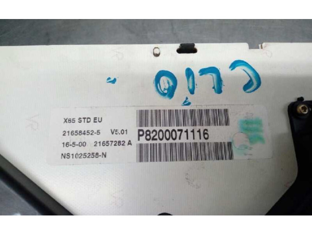 Панель приборов Renault Clio II