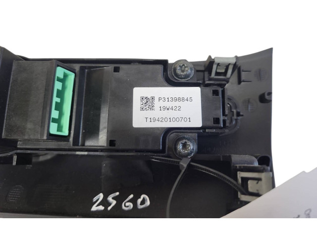 Блок управления климат-контролем 31398845   Volvo V60