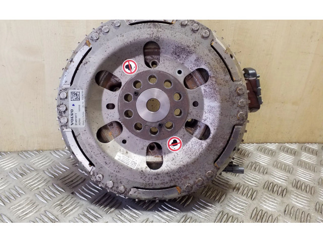 Генератор 31491811   Volvo XC90      