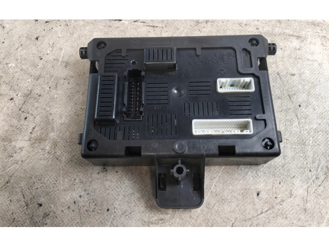 Блок комфорта 8200652285B Renault Clio III