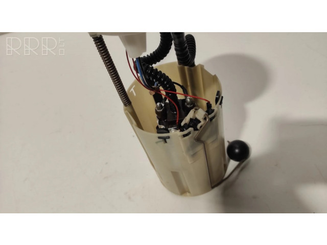 Насос топлива (в топливном баке)