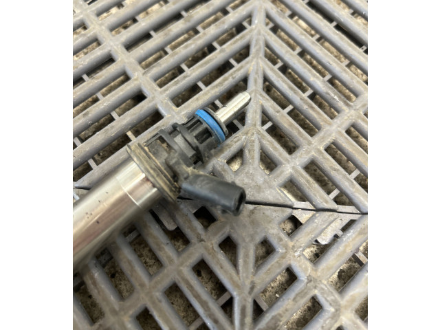 Форсунка A2560700187    Mercedes-Benz GLC X253 C253   