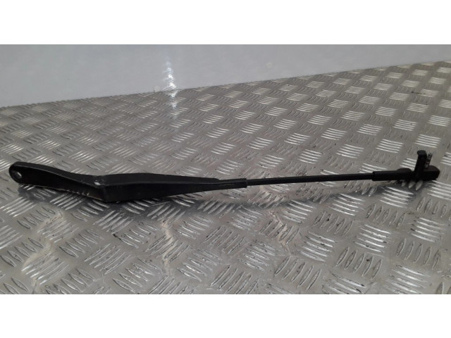 Ножка стеклоочистителей лобового стекла