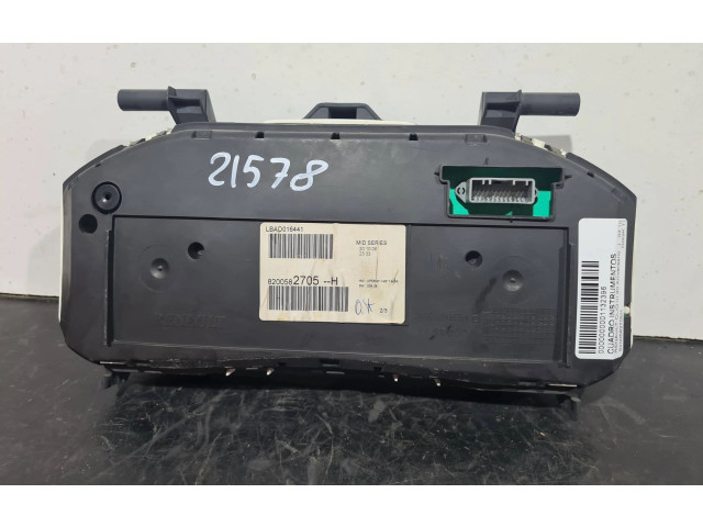 Панель приборов 8200582705H   Renault Clio III       