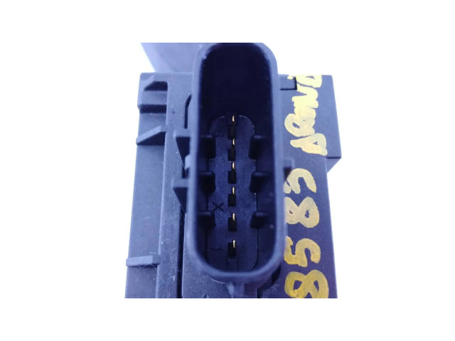 Педаль акселератора