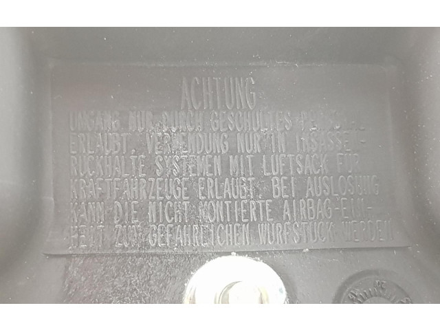 Подушка безопасности водителя 8200136331, 8200136331   Renault Trafic II (X83)