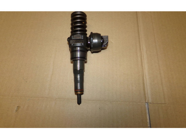 Форсунка 036130073AG    Skoda Octavia Mk1 (1U)   