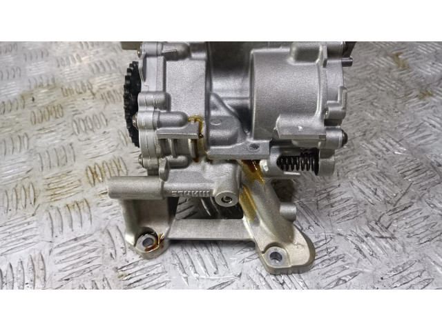 Масляный насос 8631810 BMW 1 F40 1.5