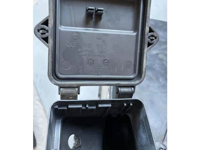 Pojistková skříňka 7H0907613, 7H0907300 Volkswagen Transporter - Caravelle T5 2008