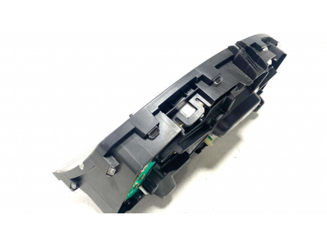 Панель приборов 13173375, 13173375XJ   Opel Meriva A       