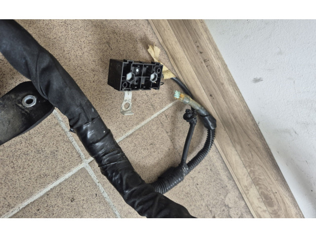 Блок предохранителей 32331868, 32301428 Volvo XC40