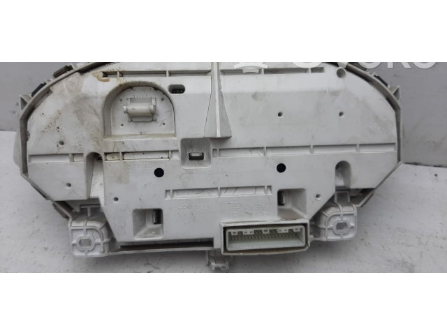 Панель приборов Daihatsu Sirion