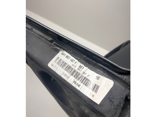 Зеркало электрическое Skoda Fabia Mk3 (NJ) 2015 - 2021 года