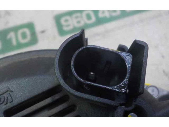 Pojistková skříňka Генератор 04C903023M, 04C903023M Audi A1 2018