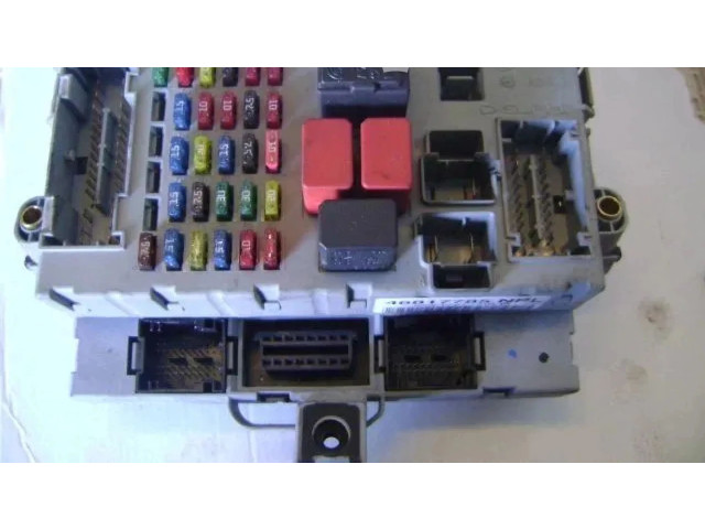 Pojistková skříňka Fiat Doblo 2013