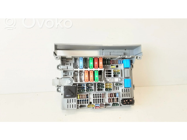 Pojistková skříňka 6906607 BMW 1 E81 E87 2006