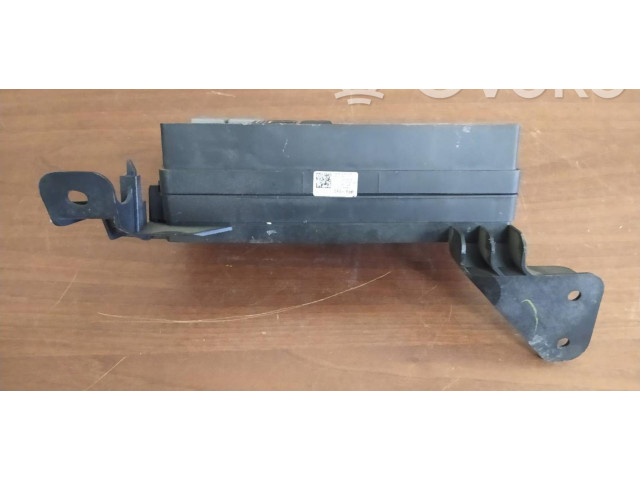 Блок предохранителей A1643402372 Mercedes-Benz ML W164