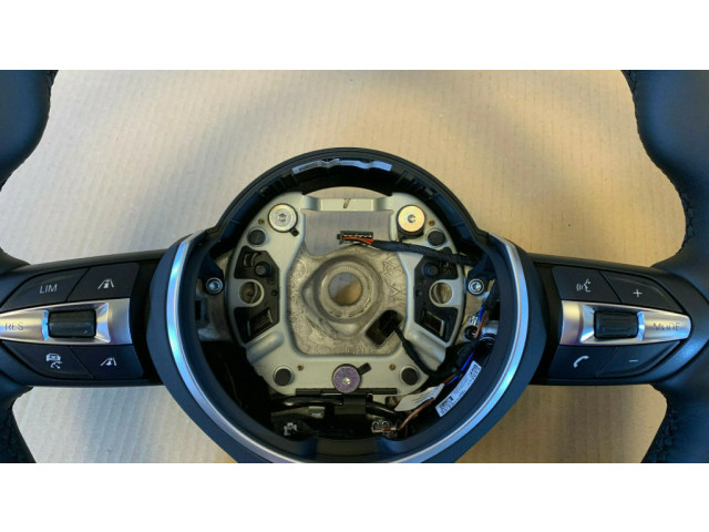 Volant BMW 2 F22 F23 2015 32307850404, 32307848339