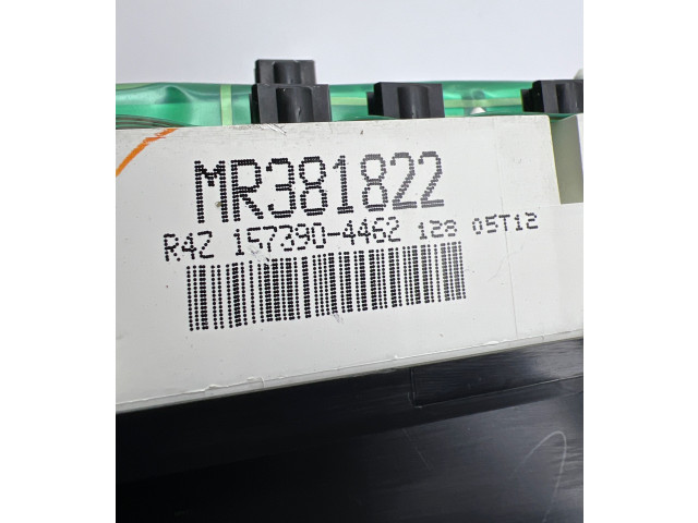 Панель приборов MR381822, 1573904462 Mitsubishi Galant
