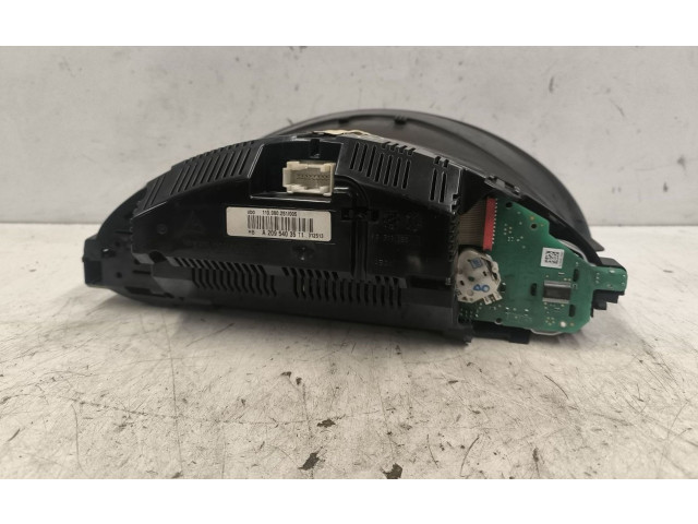 Přístrojová deska Mercedes-Benz CLK A209 C209 2004 A2095403511