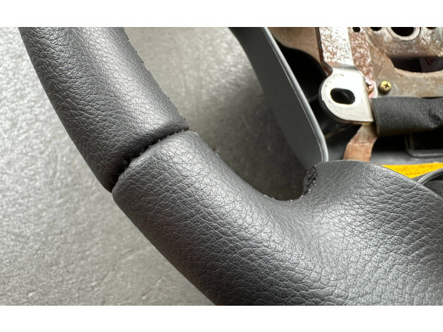 Volant Mitsubishi Pajero 1995 MB892593