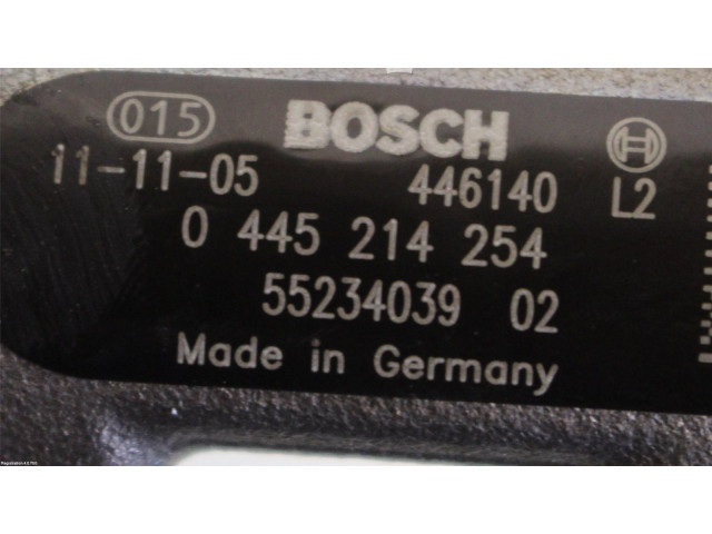 Топливная рампа 15730-62M00-000, 0445214254 Fiat Freemont для двигателя 939.B5.000