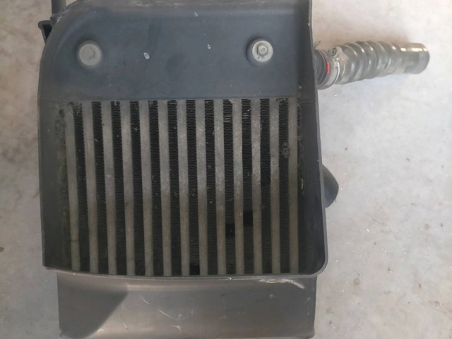 Интеркулер  46836770   Fiat Punto (188) 