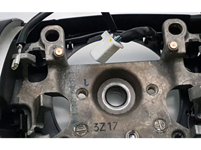 Руль Mitsubishi Outlander 2013 - 2021 года 4400A912XA, H4-9492R