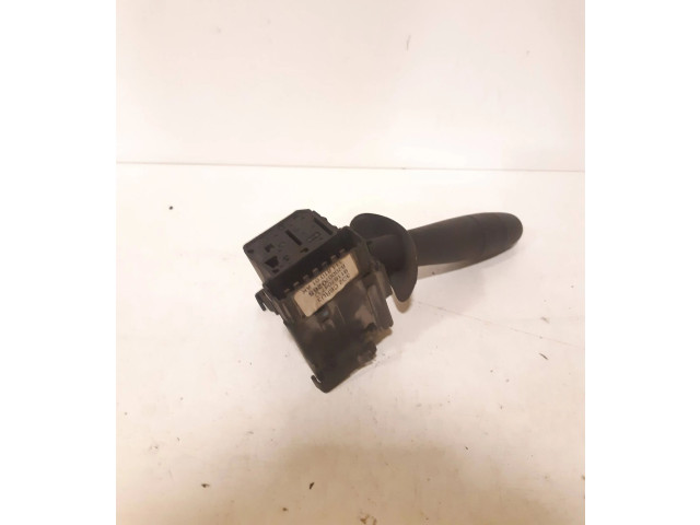 Ручка стеклоочистителей 34481001AK, 8200070265   Renault Trafic I