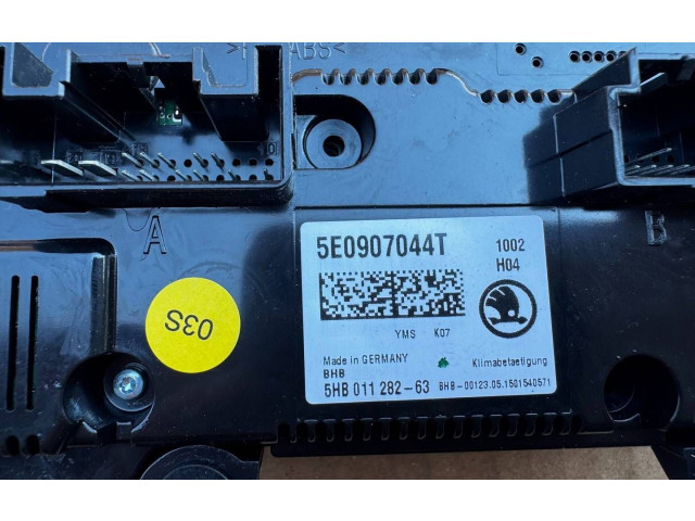 Блок управления климат-контролем 5E0907044T, 5HB01128263   Skoda Octavia Mk3 (5E)