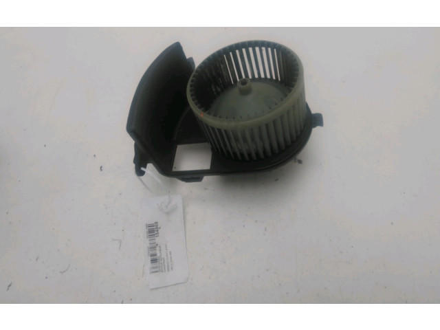 Вентилятор печки 7701057683 Renault Clio II
