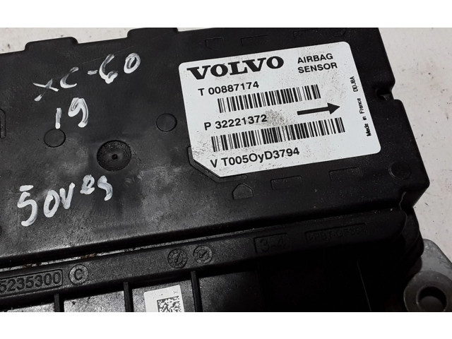 Блок подушек безопасности 32221372   Volvo XC60