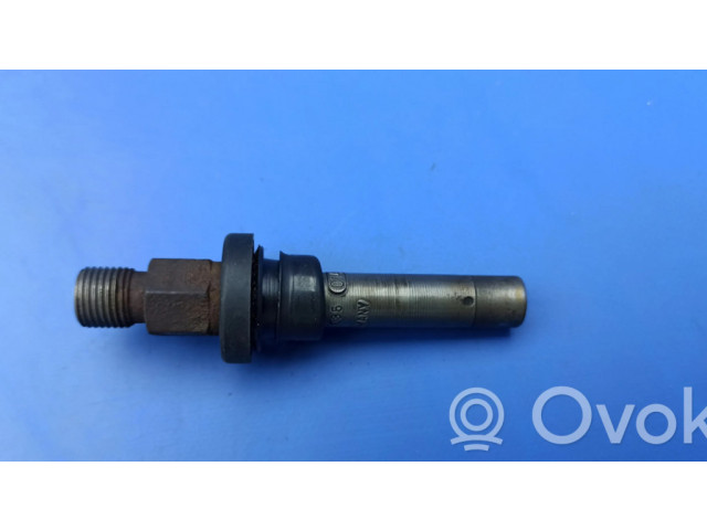 Vstřikovač 0437502035 Mercedes-Benz 380 560SEC C126 pro benzínový motor 5.0