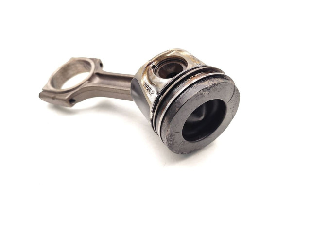 Píst M9R760 Nissan X-Trail T31 M9R760