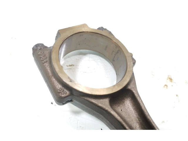  Поршень с шатуном    Volkswagen Passat Alltrack  