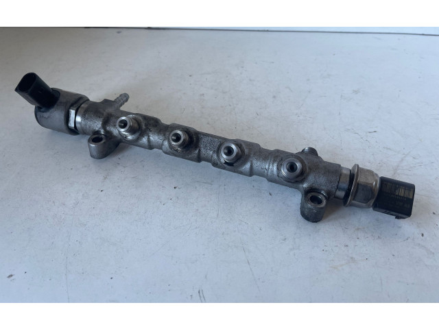 Топливная рампа 04L130764B Skoda Octavia Mk3 (5E) для двигателя DDYA