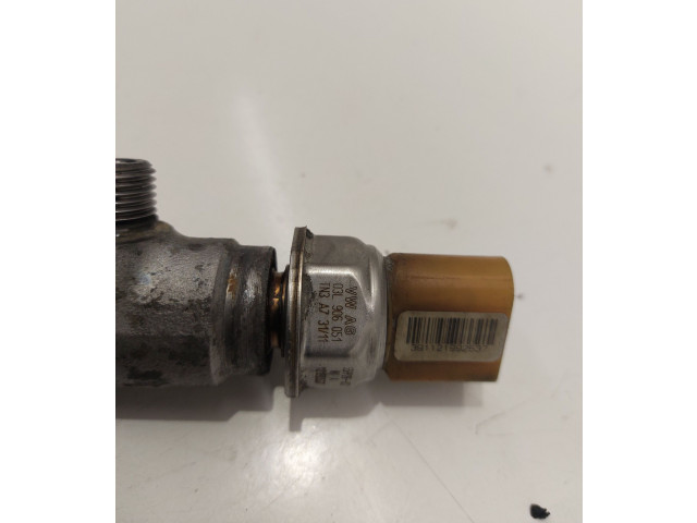 Vstřikovací lišta 03L130089 Volkswagen Transporter - Caravelle T5 CFC