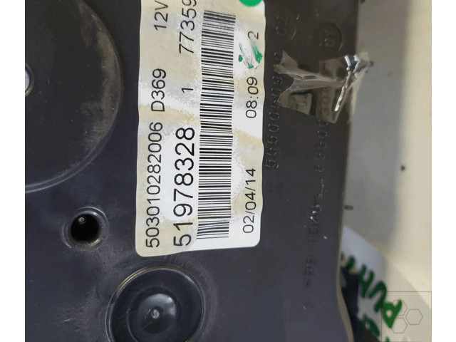 Přístrojová deska Alfa Romeo Mito 2008 Y50001