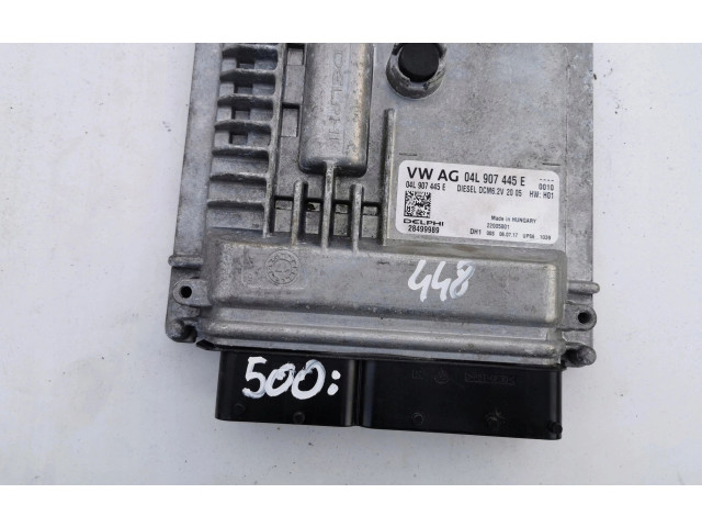 Блок управления двигателем Блок управления Volkswagen Golf Plus