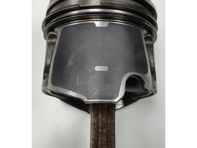 Píst 085190   Volvo S40     