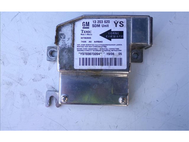 Блок подушек безопасности 327963935 Opel Meriva A